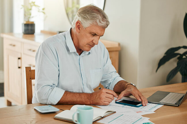 How Much Does Cataract Surgery Cost? | M&M Eye Institute