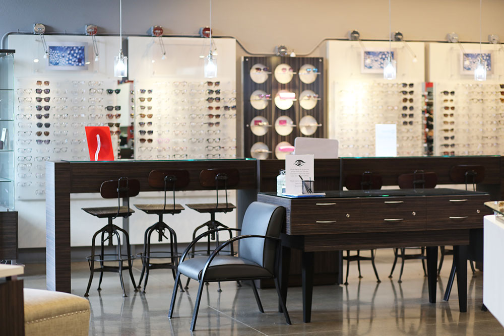 Optical department at M&M Eye Institute Prescott – Sandretto location